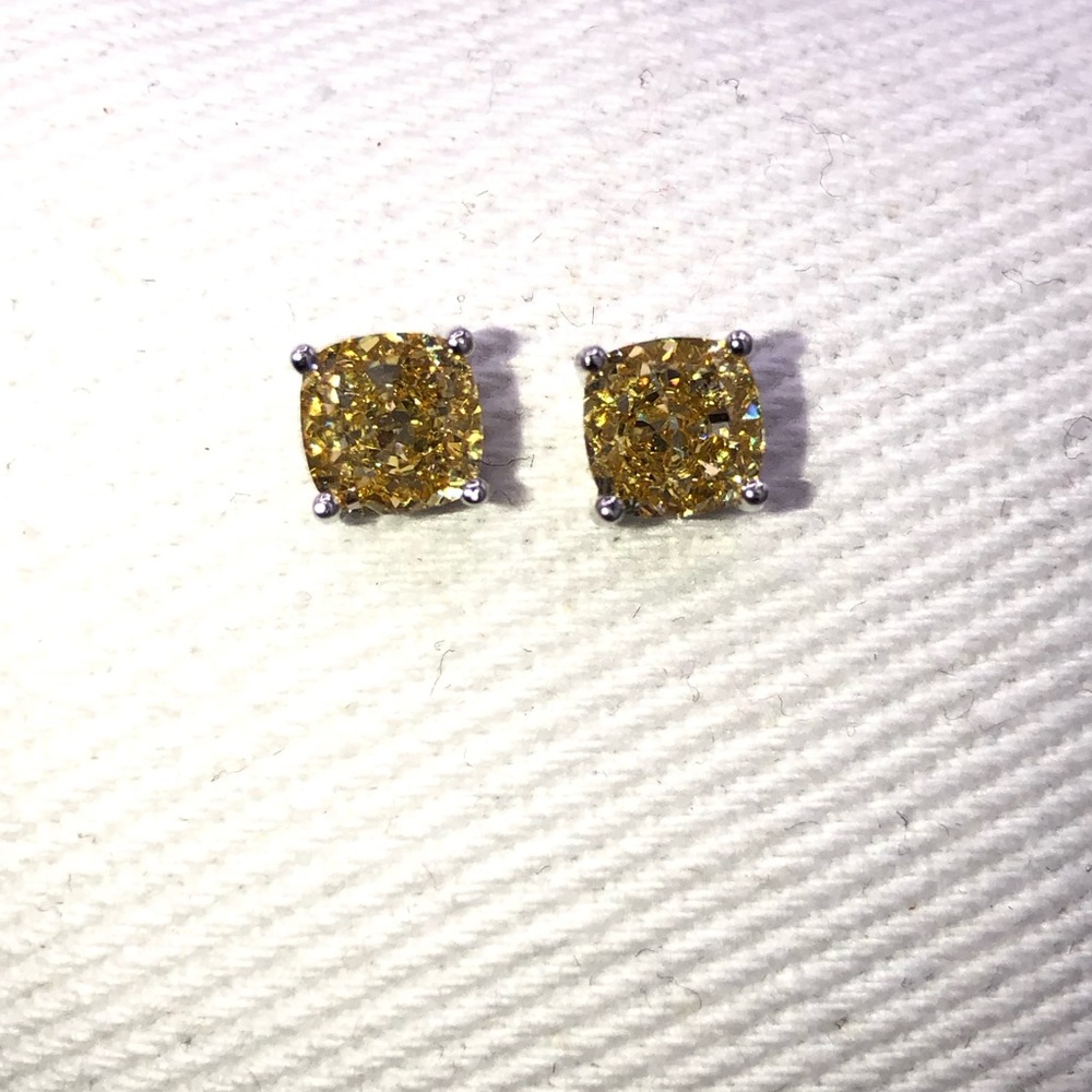 2ct Canary Cushion Cut Studs - Picture 8 of 15